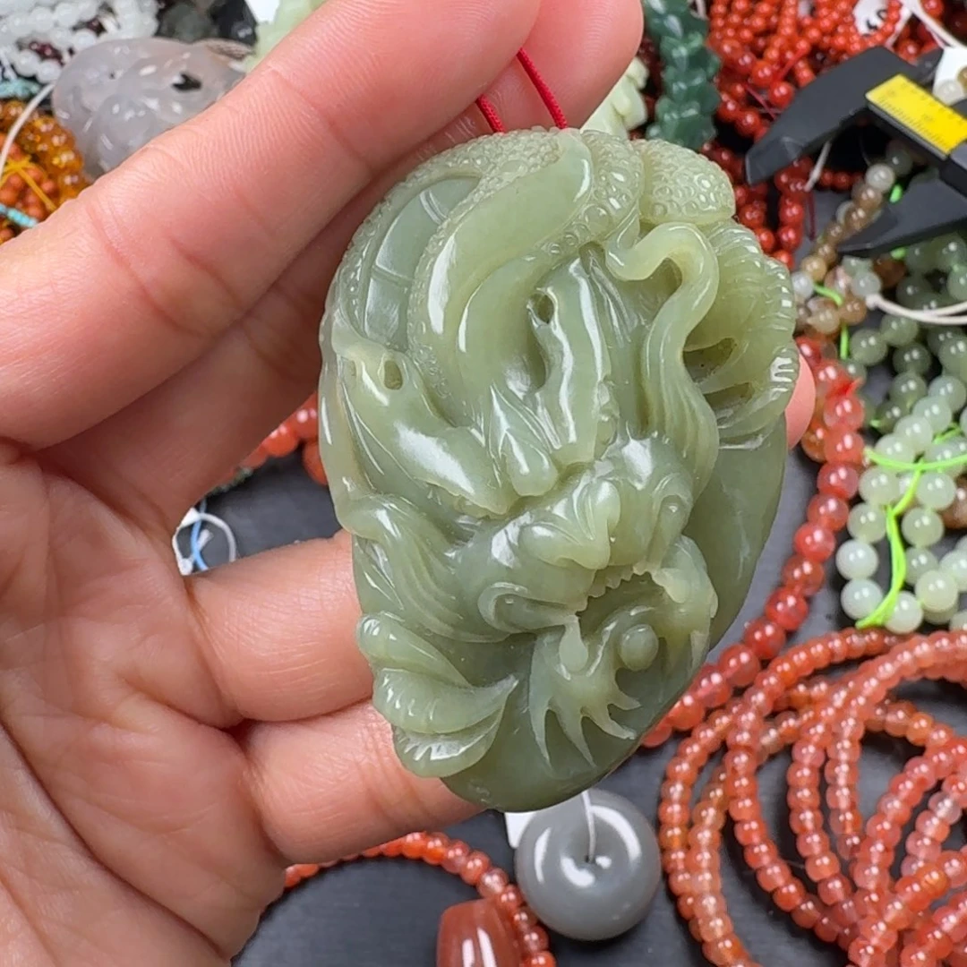 和田玉未镶嵌珠宝奇石