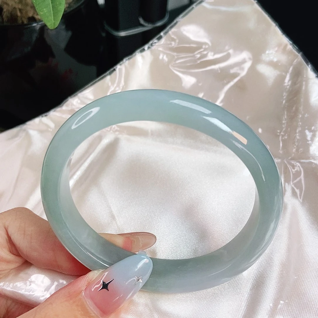 未镶嵌手镯翡翠贵妃56.2