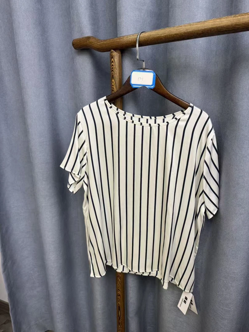 秋季新款休闲时尚圆领桑蚕丝短袖上衣女Y901