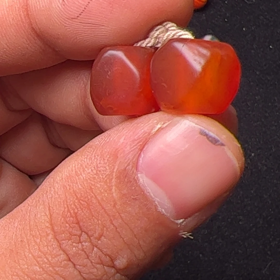 慎***行玛瑙/玉髓未镶嵌配饰