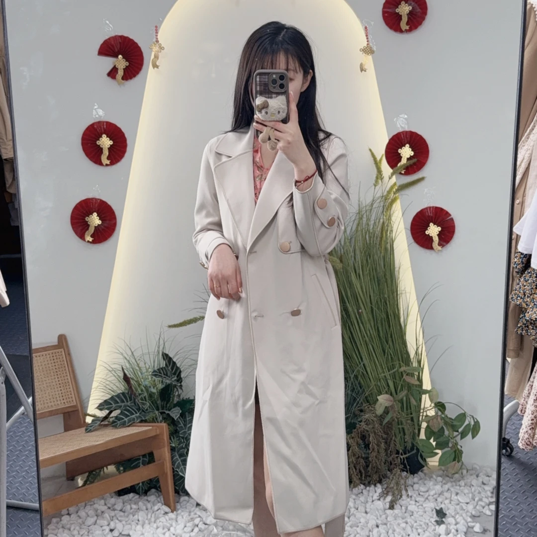 Lagogo/拉谷谷大翻领纯色女长款风衣常规宽松型厚款薄款翻领