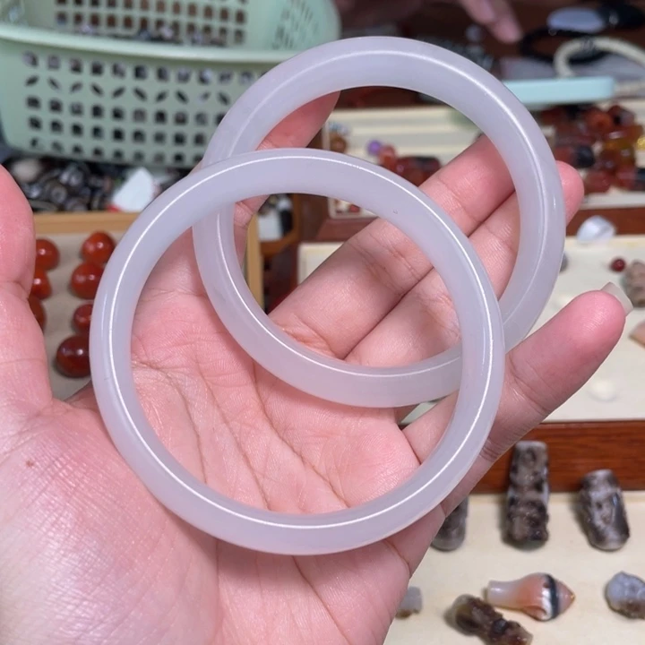 玛瑙/玉髓未镶嵌颈饰43