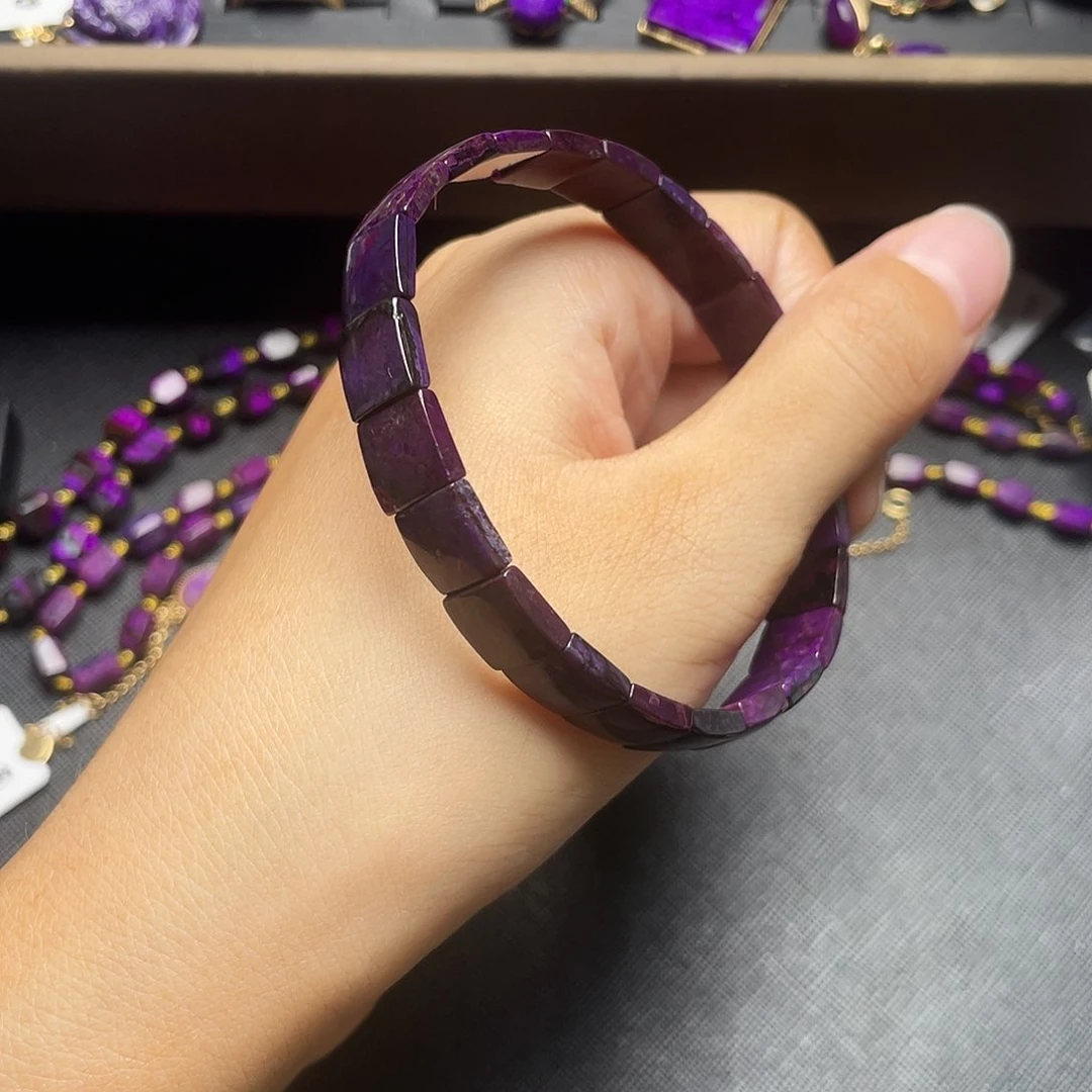 未镶嵌苏纪石（舒俱来）手牌