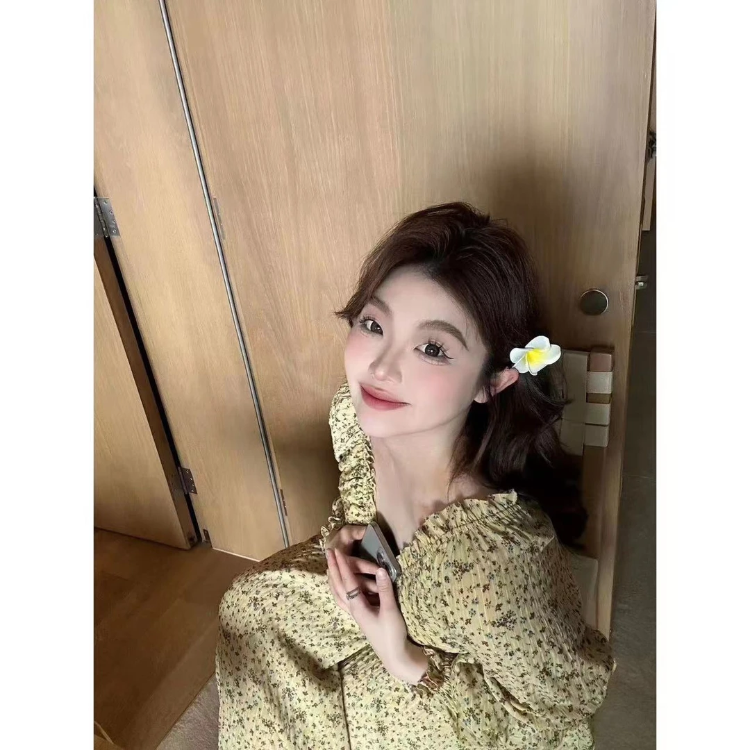 晶咕~V领木耳边碎花收腰连衣裙宽松连衣裙显瘦韩版春季新款