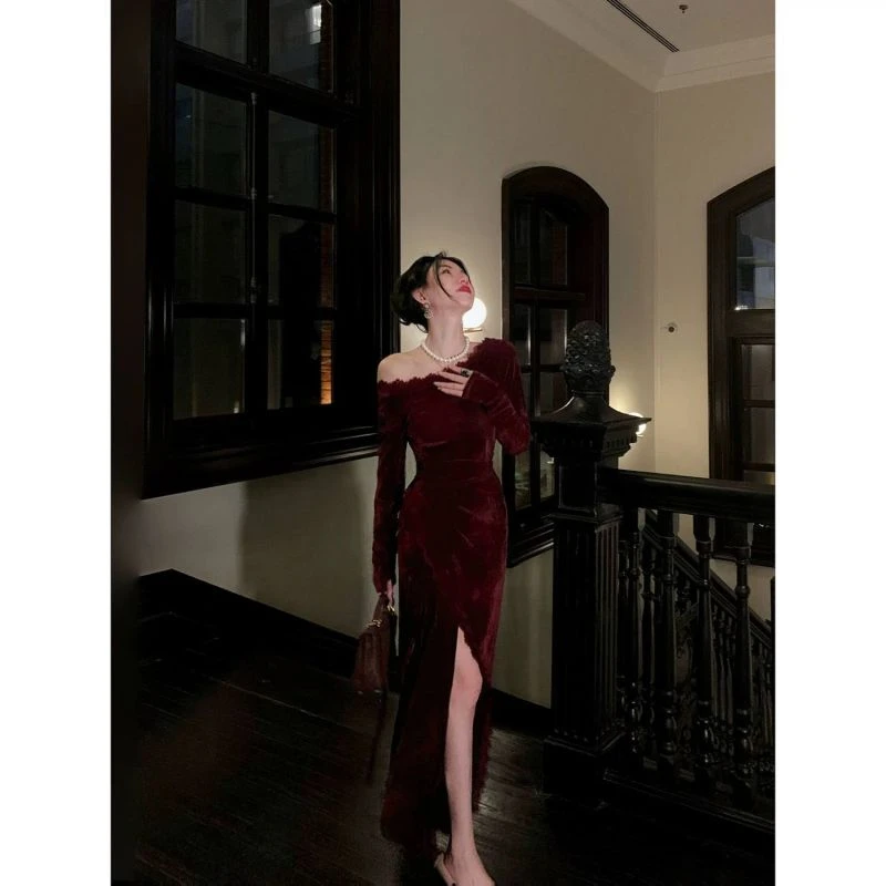 MOSS STUDIO相思引新中式国风复古老钱丝绒蕾丝斜肩连衣裙女