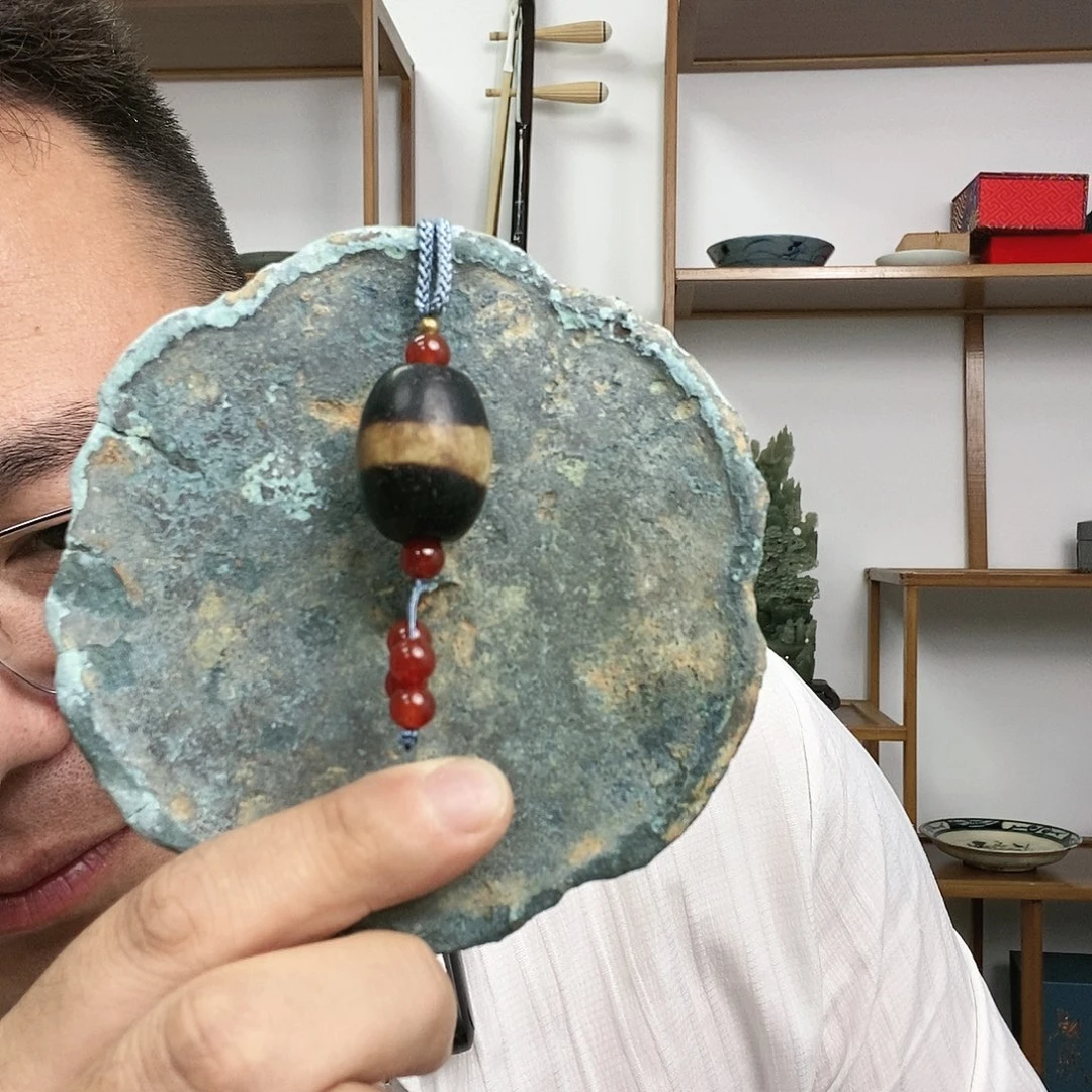 未镶嵌查罗石手串打**坏