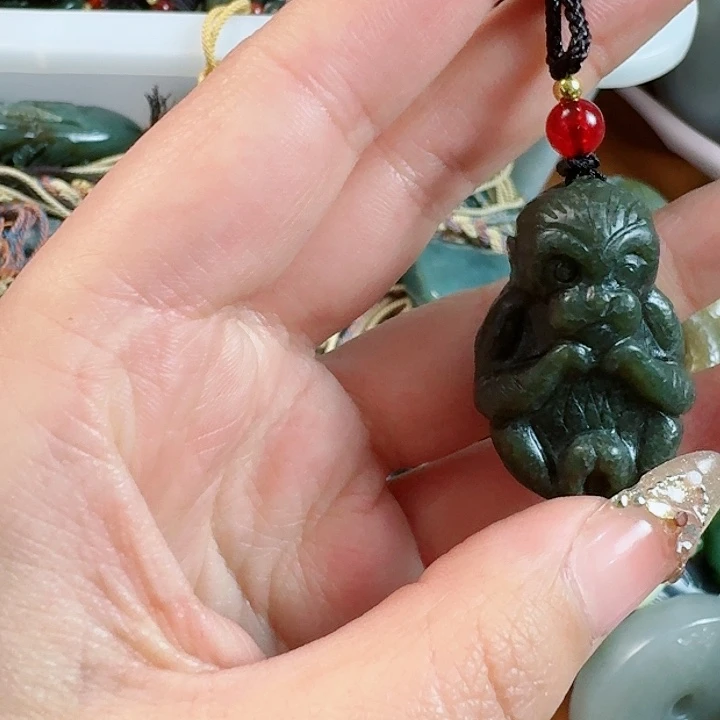 和田玉挂件未镶嵌