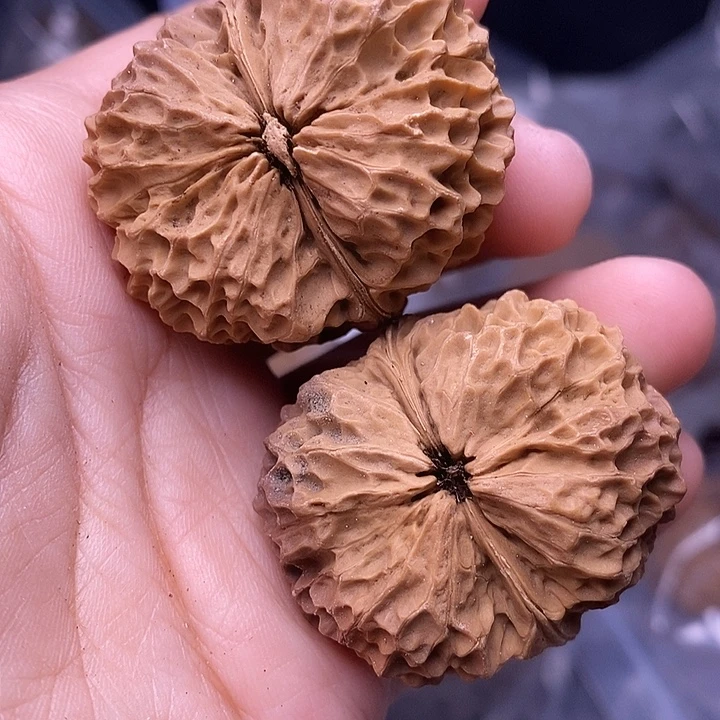 文玩核桃吊坠   59