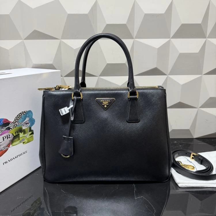 95新/普拉达/C14045665976/[PY1101B0001]