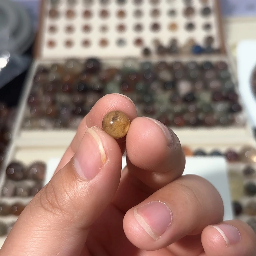 水晶珠宝半成品未镶嵌￥*打孔