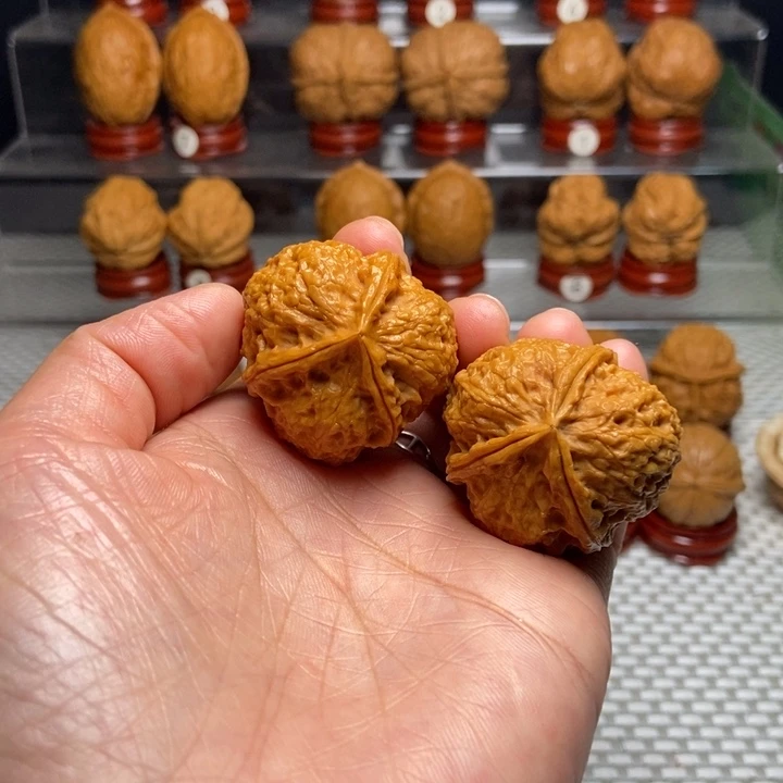 把件文玩核桃20七星三棱