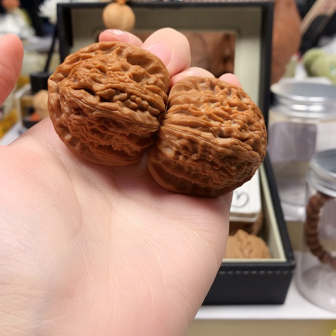 桃核吊坠41尺三角白