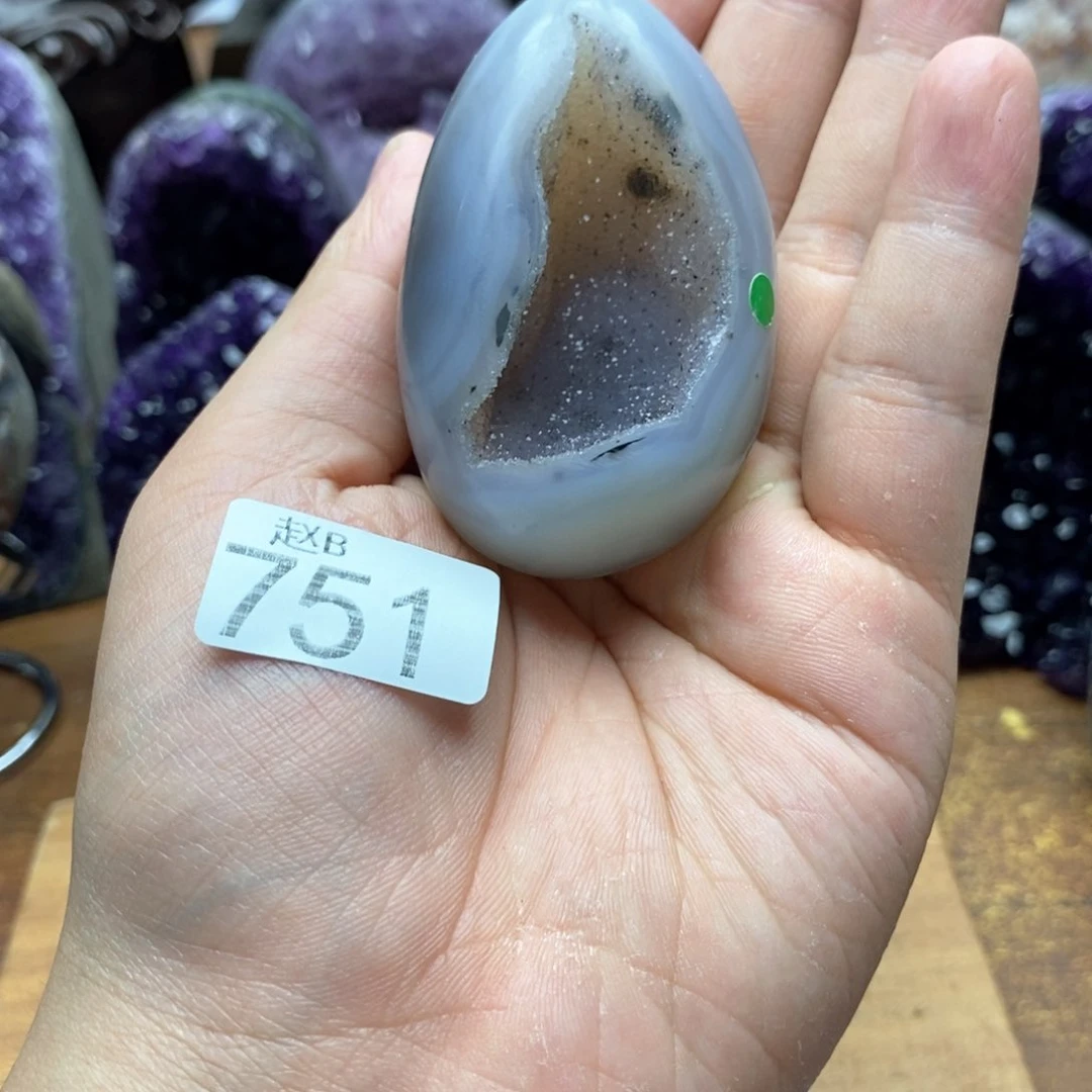 未镶嵌水晶大型摆件（非配饰）