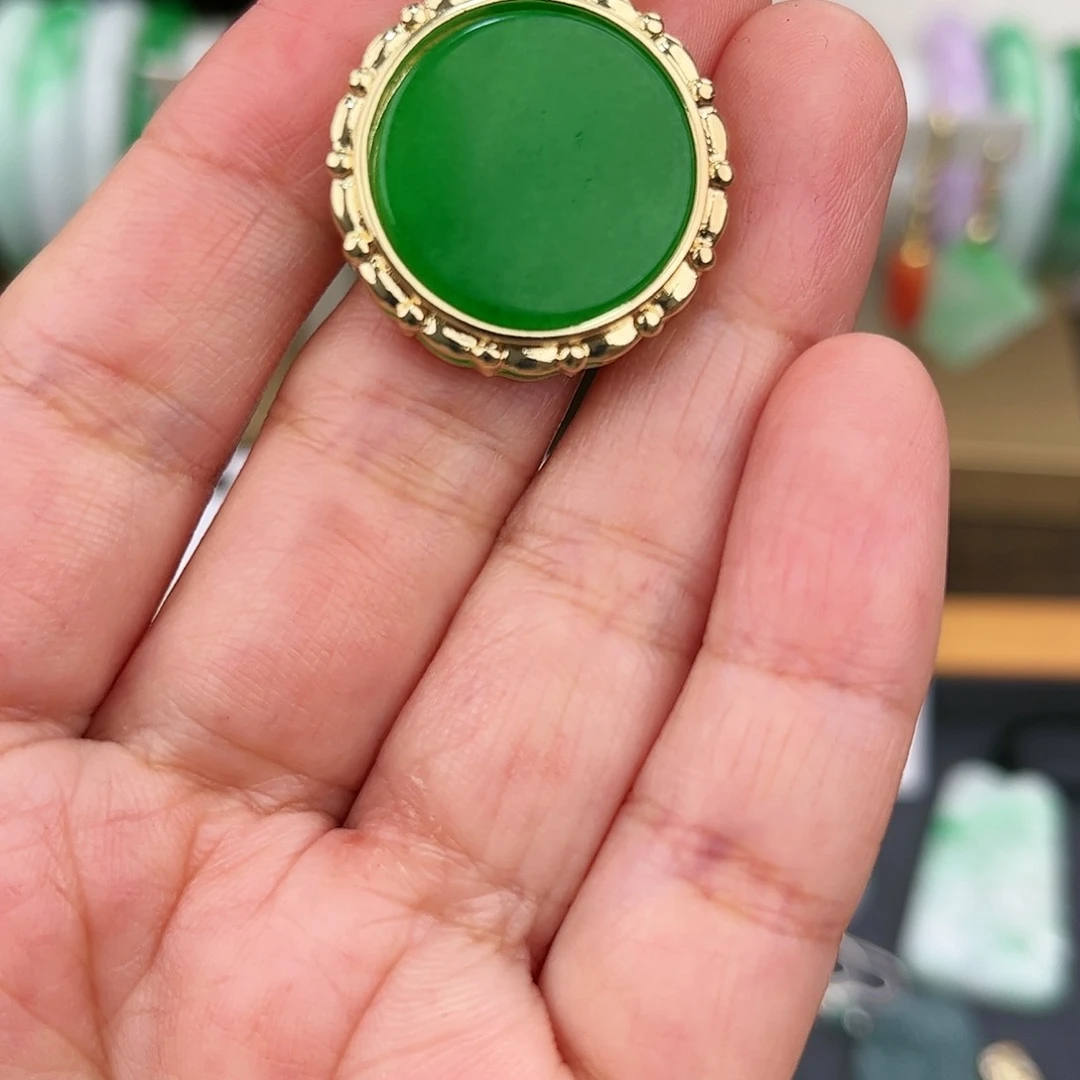 翡翠颈饰14K金镶嵌我