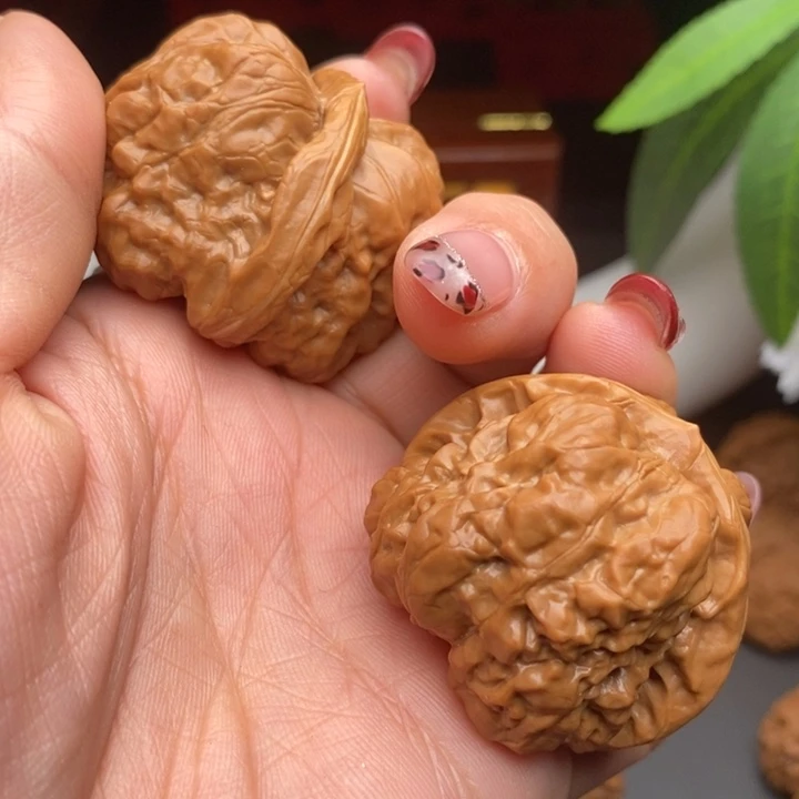 文玩核桃把件江*水蛤蟆头