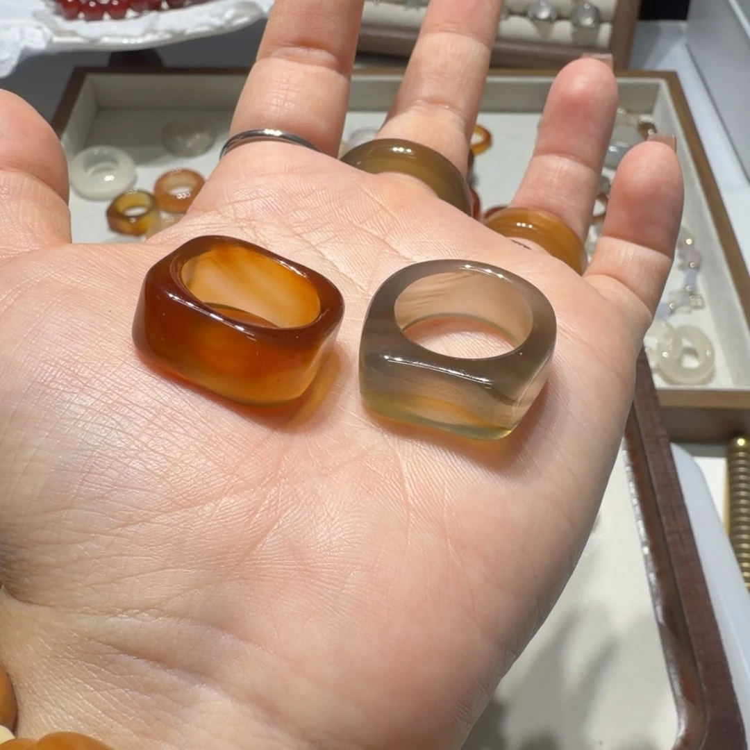 玊***尔玛瑙/玉髓未镶嵌戒指