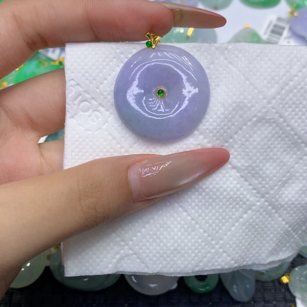 翡翠18K金镶嵌颈饰1111111111