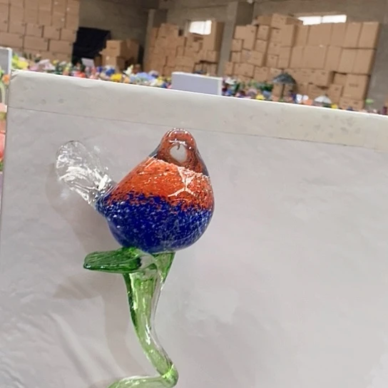 琉璃花瓶高45厘米宽9厘米