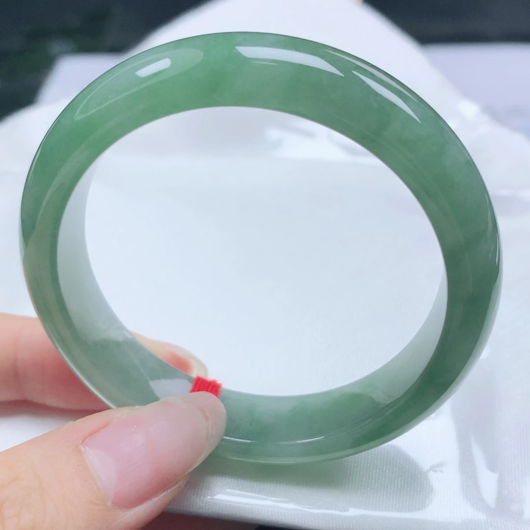 翡翠未镶嵌手镯翡翠51.0满绿正圈