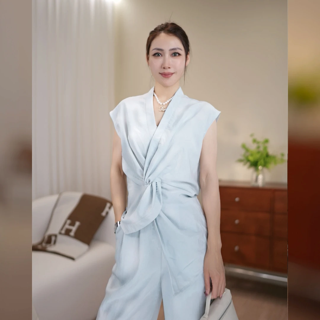 2025新款白色垂感无袖薄款上衣阔腿裤两件套JMS2521120