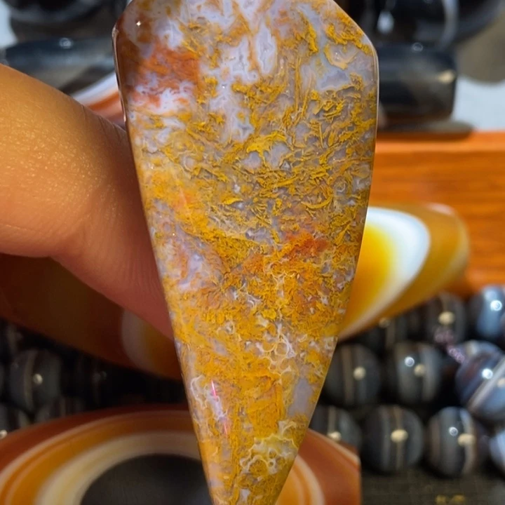 未镶嵌颈饰玛瑙/玉髓