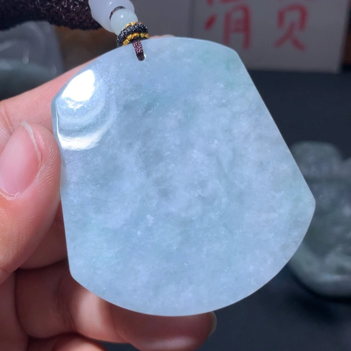 翡翠未镶嵌颈饰保真天然A货翡翠