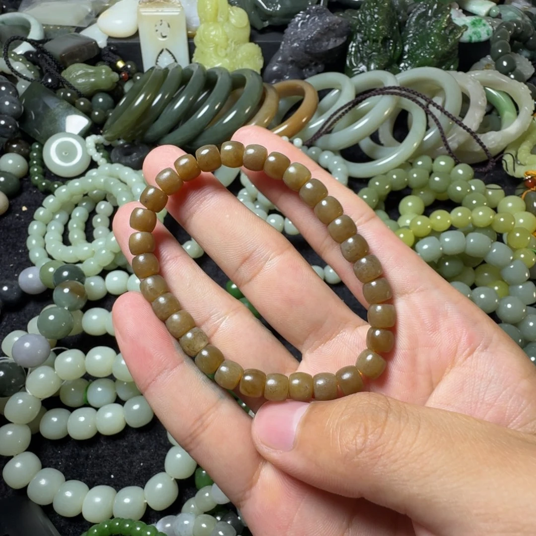 和田玉未镶嵌手串