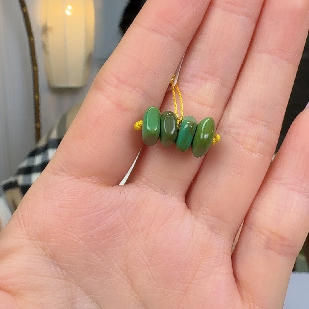 绿松石未镶嵌挂件