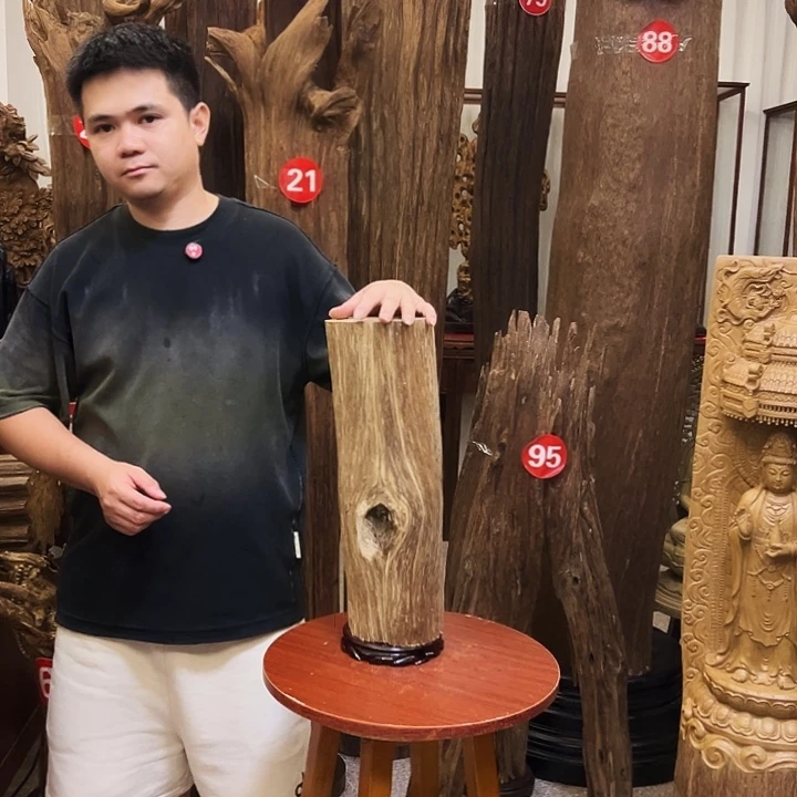 王***江沉香沉香碎屑沉香原材料