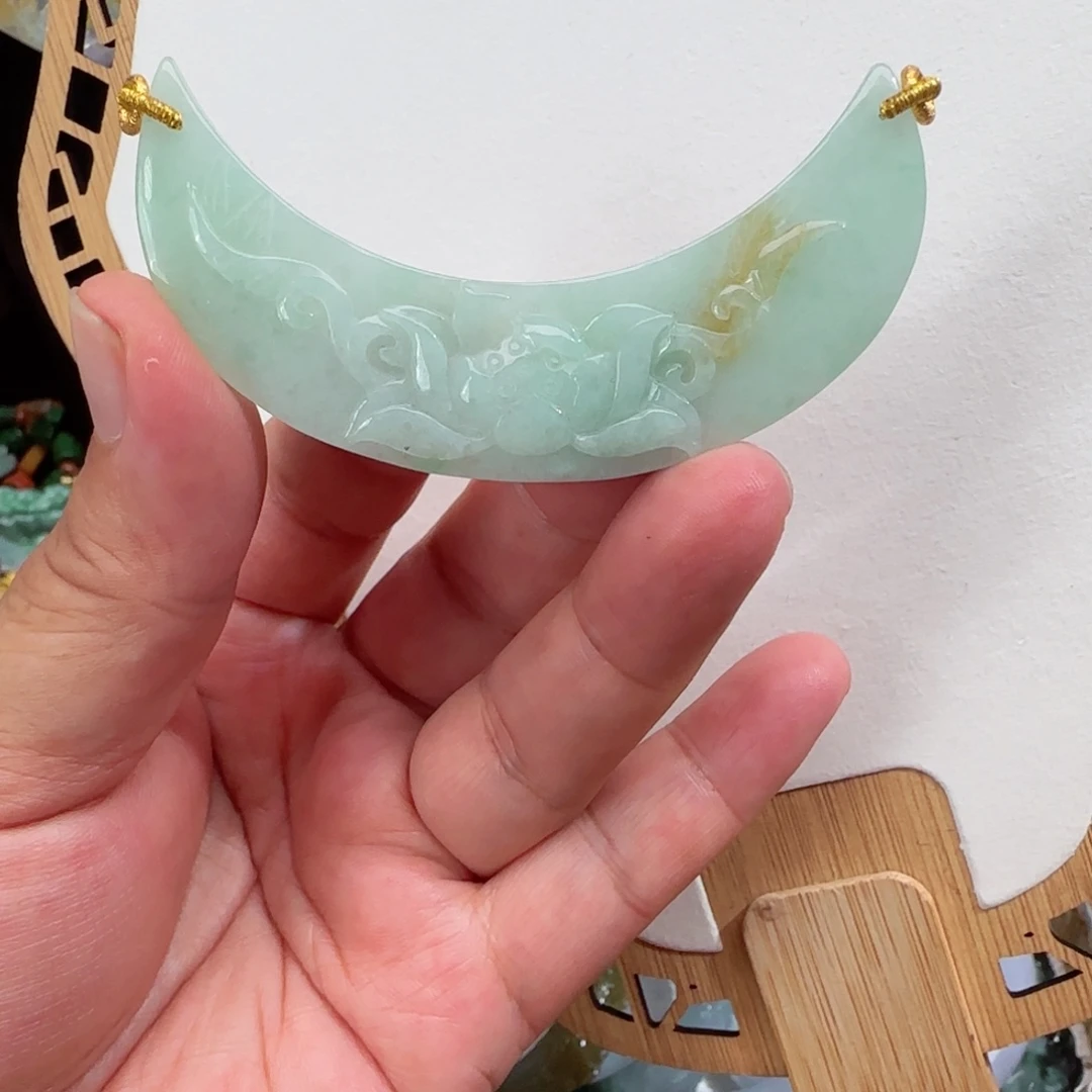 翡翠未镶嵌颈饰仿古