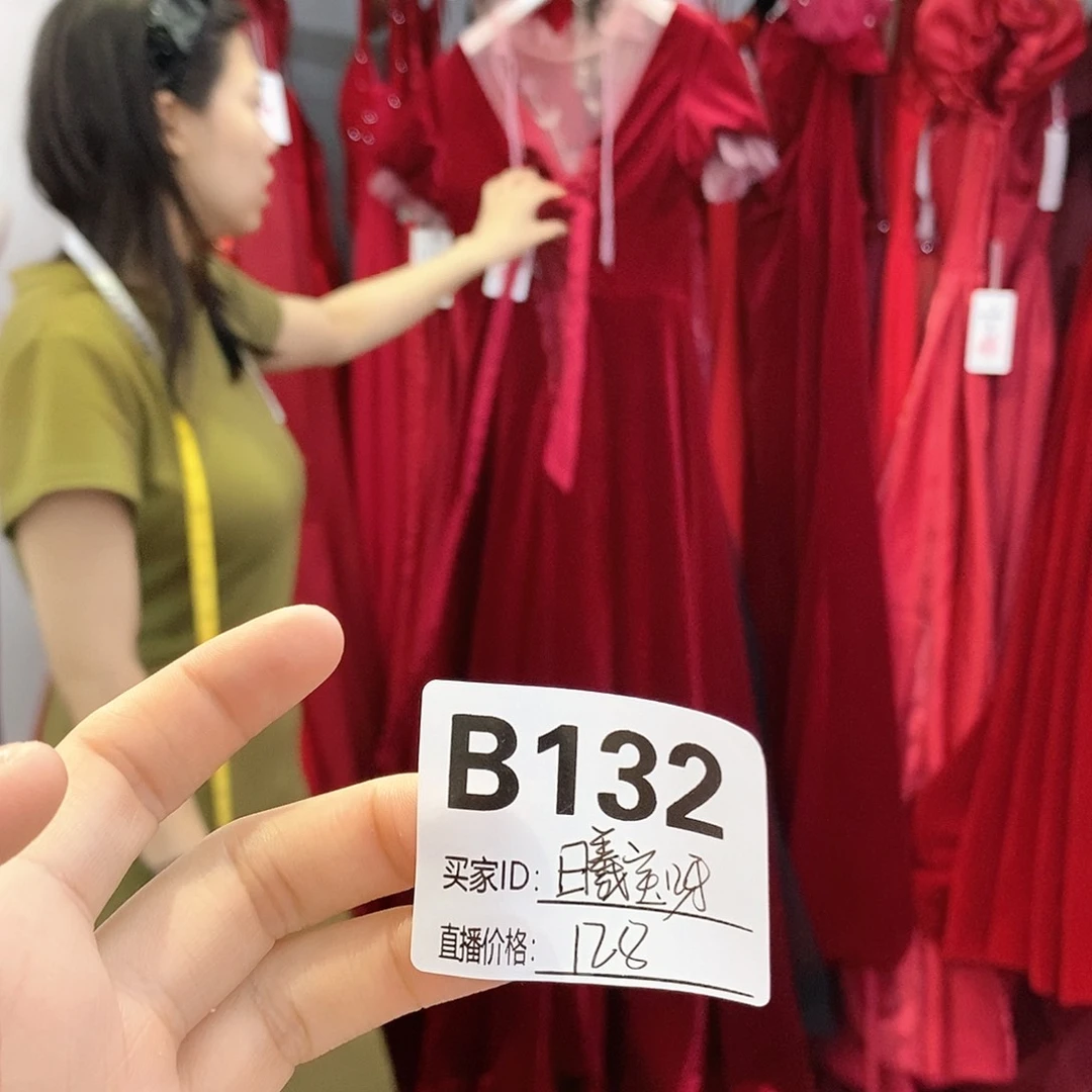 二手婚纱礼服已知脏瑕132