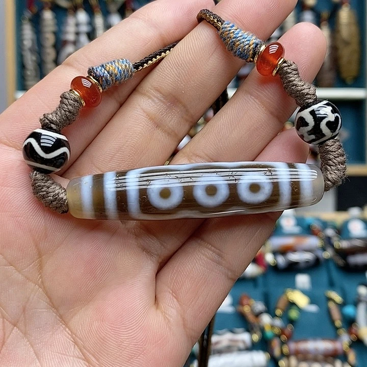 玛瑙/玉髓颈饰合金