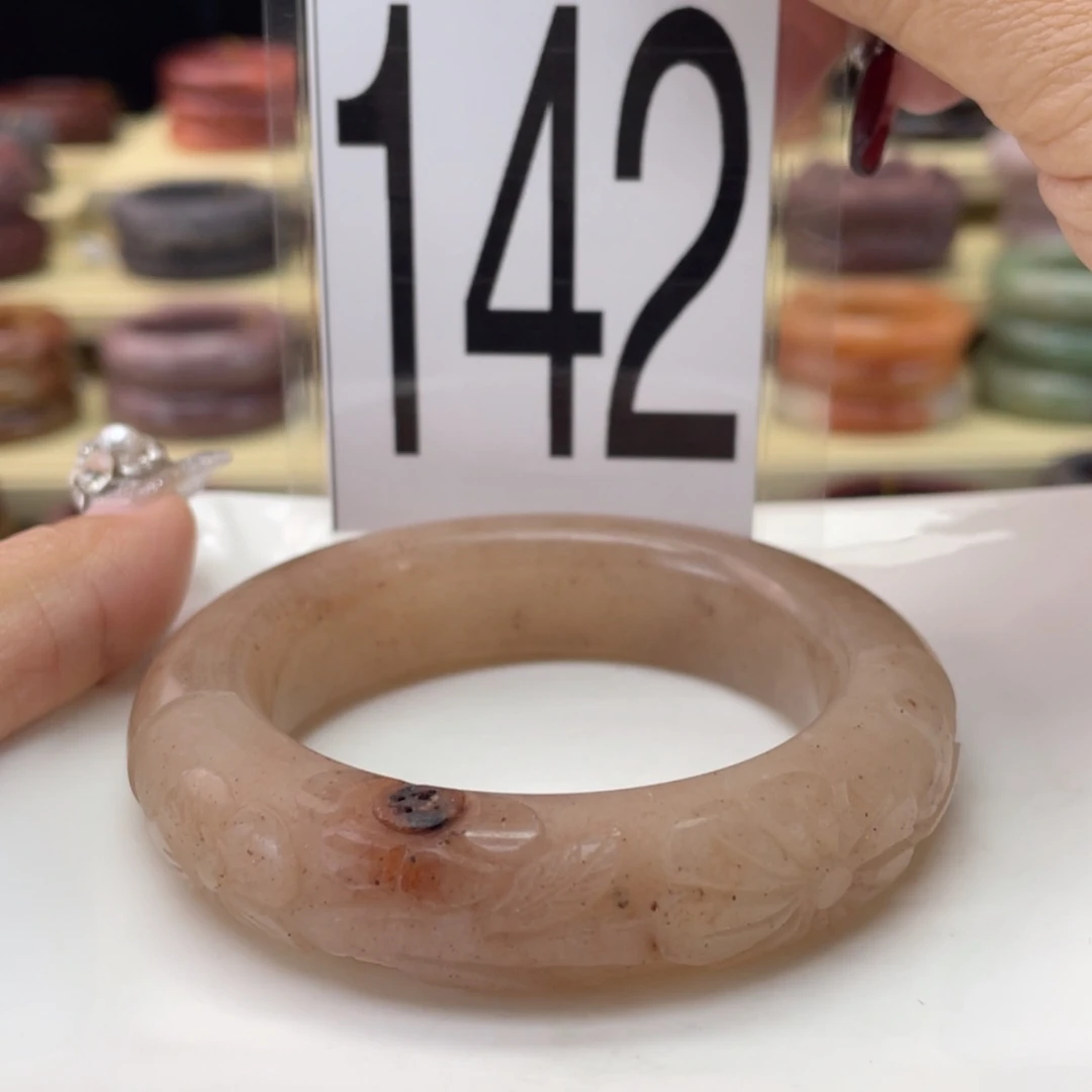 【闪购商品】石英质玉手镯未镶嵌