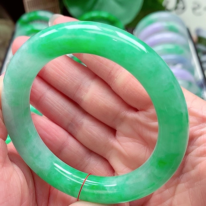 翡翠未镶嵌手镯天然翡翠手镯