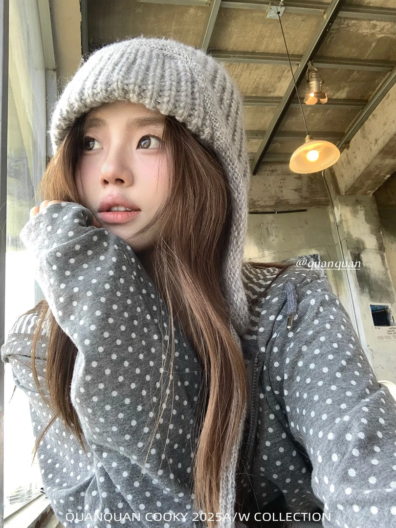 早秋韩系慵懒感波点连帽时髦百搭休闲外套