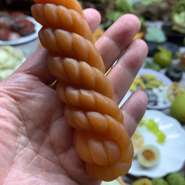 蛇纹石玉未镶嵌摆件梓*
