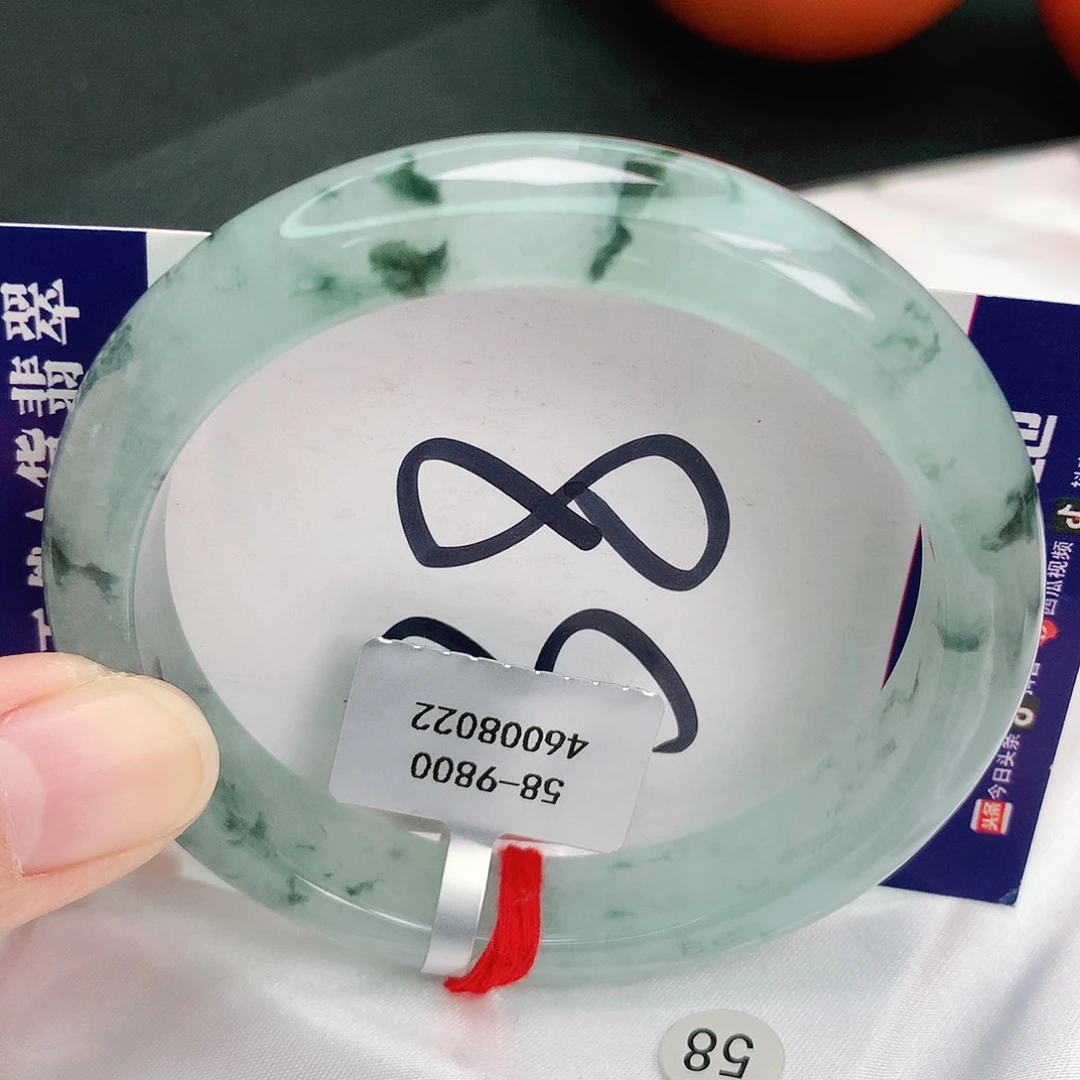 翡翠手镯未镶嵌缅甸天然A货翡翠