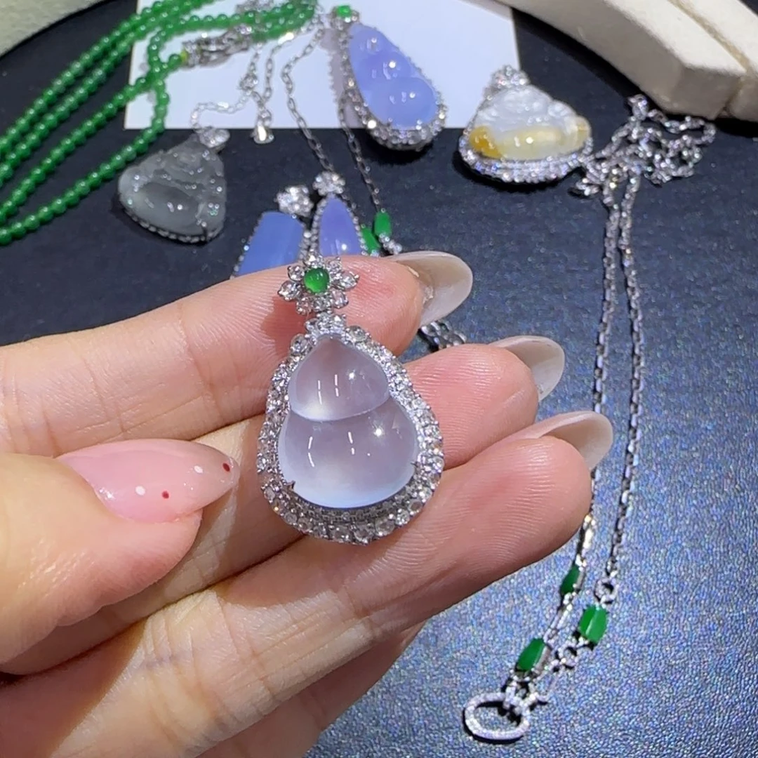 翡翠18K金镶嵌颈饰精品