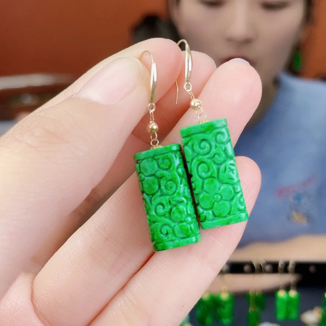 翡翠18K金镶嵌耳饰