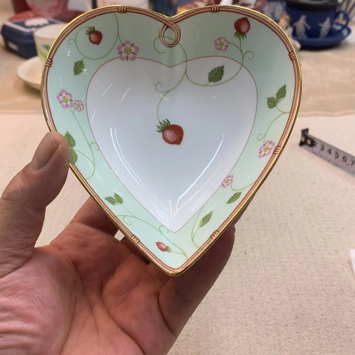 瓷片哈哈哈哈哈哈