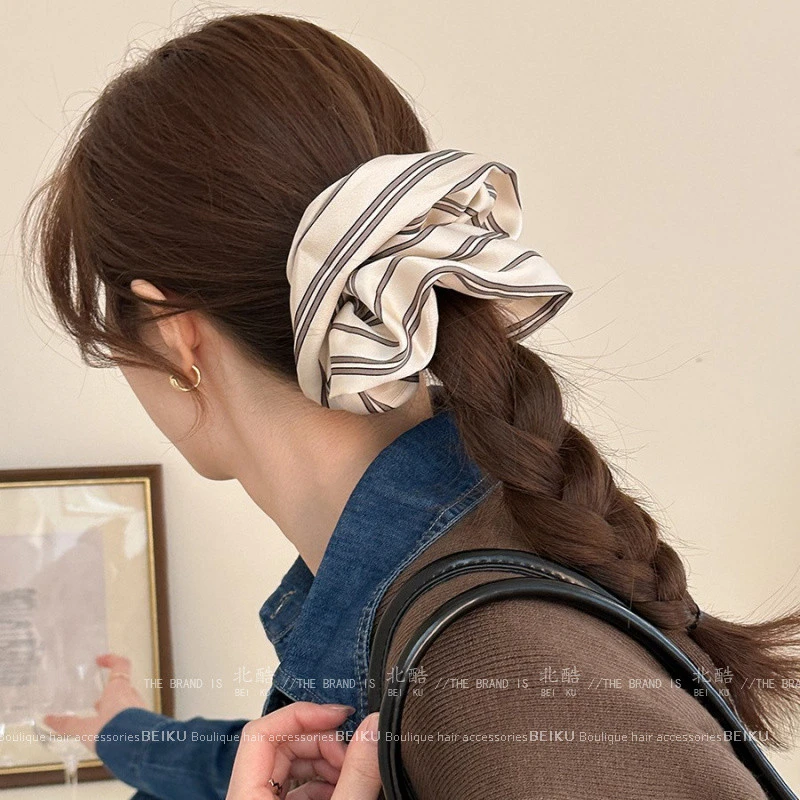 韩式覆古条纹缎面褶皱发圈高级感发绳低丸子头发圈马尾发圈发饰女