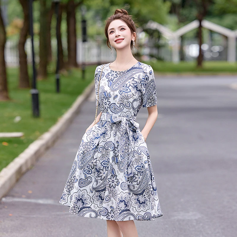 2025夏季新款时尚印花连衣裙女系带收腰显瘦气质减龄中长款裙子潮