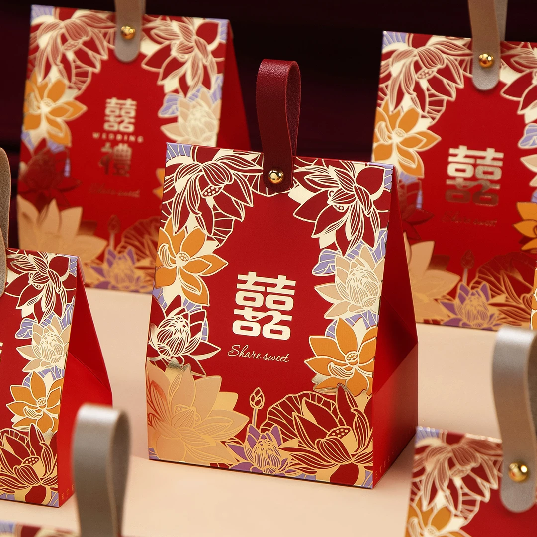 升级款结婚喜糖盒子批发2025新款轻奢高级感烫金糖果盒订婚伴手购