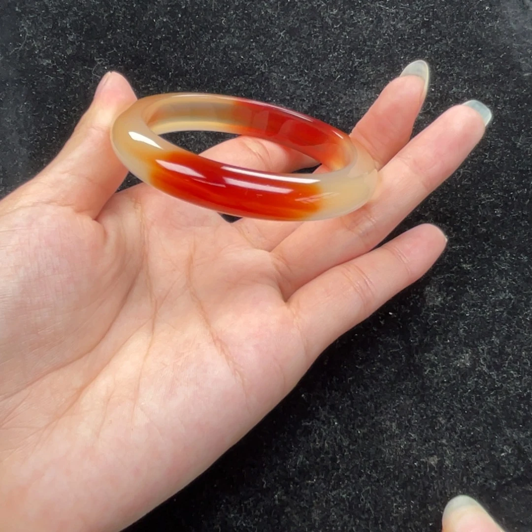 手镯玛瑙/玉髓未镶嵌