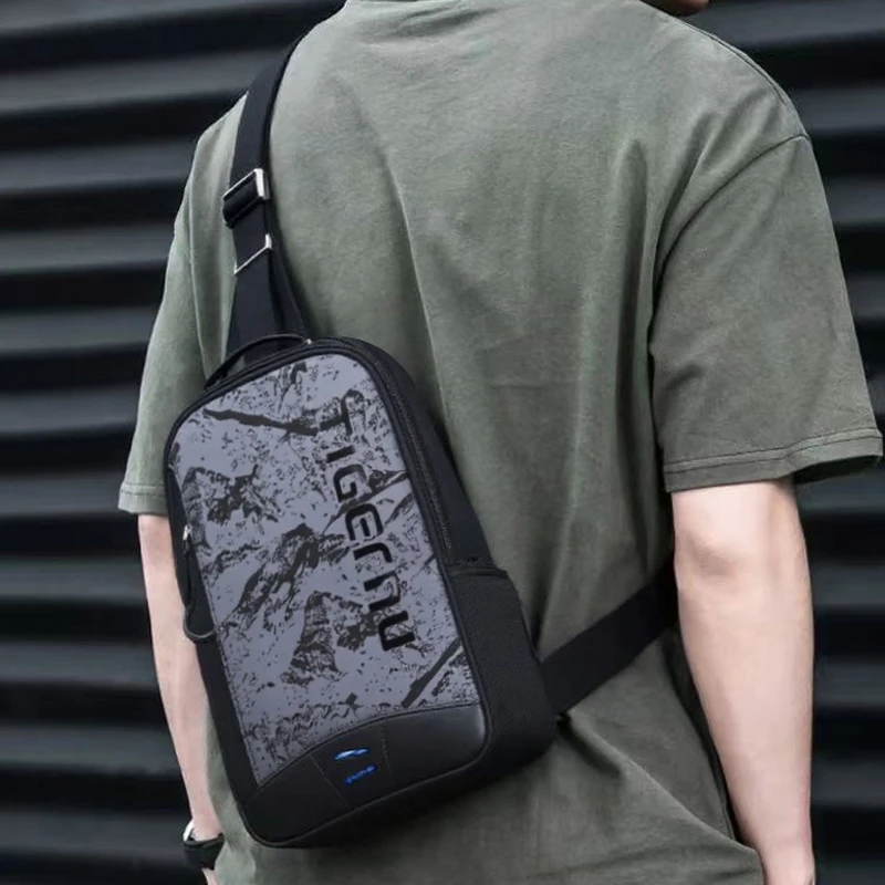 泰格奴轻便时尚多功能男士户外潮流斜挎男包出差专用斜挎包胸包