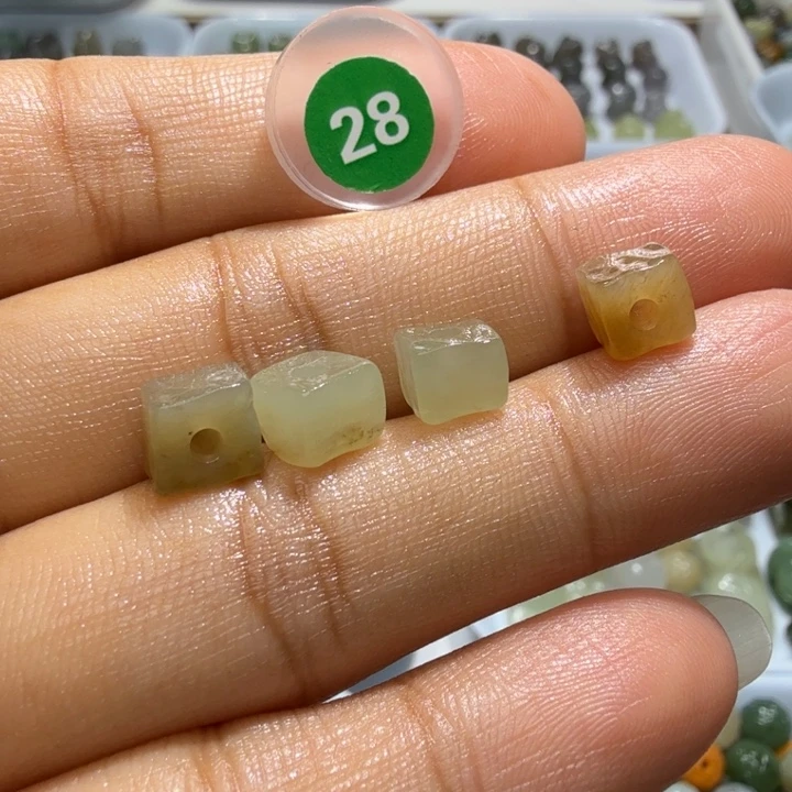 未镶嵌和田玉珠宝半成品