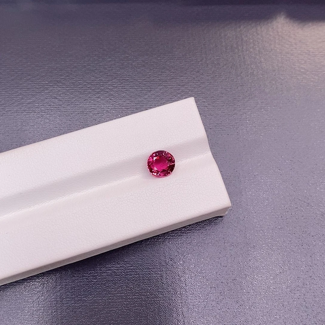 未镶嵌裸石碧玺1.55克拉