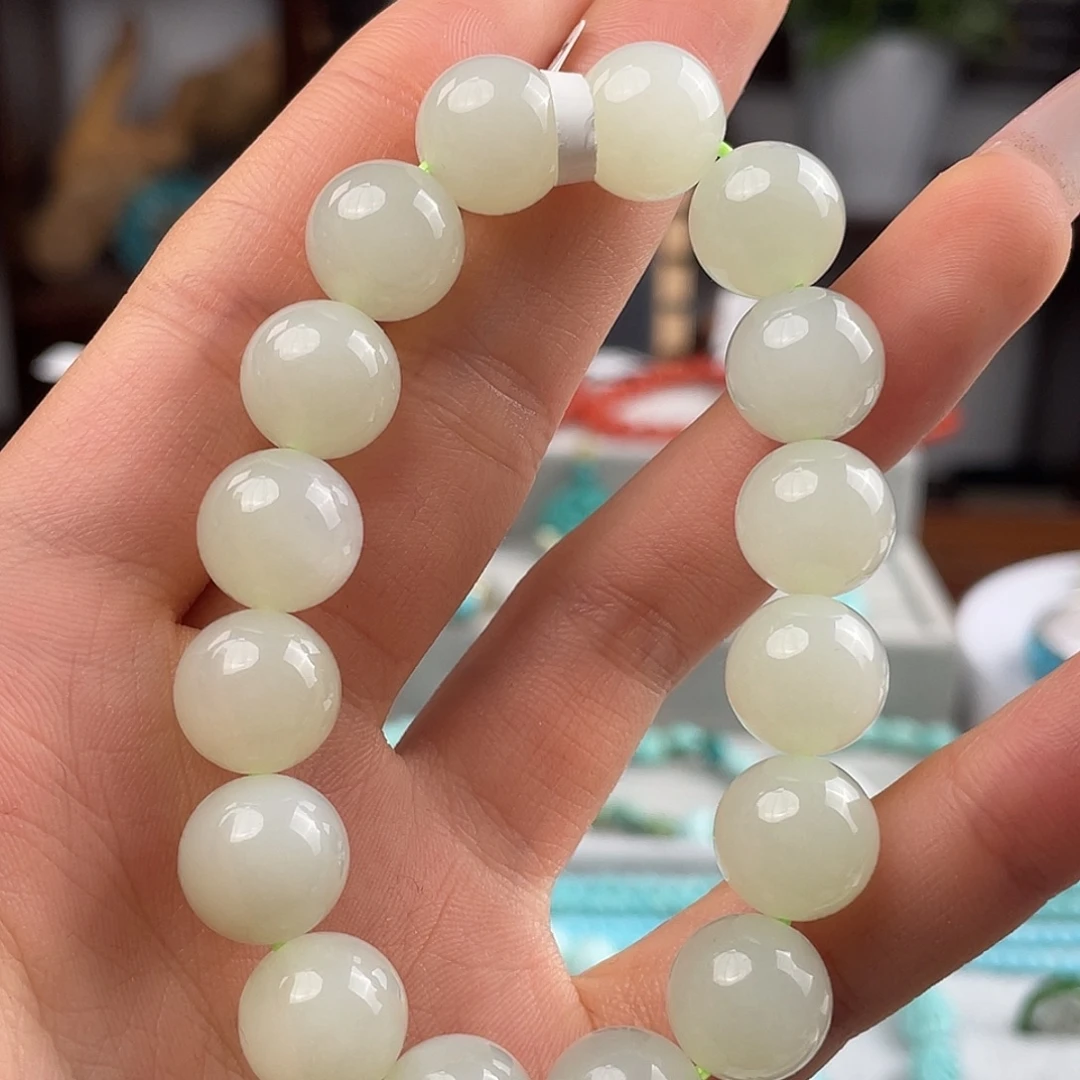 和田玉未镶嵌手串