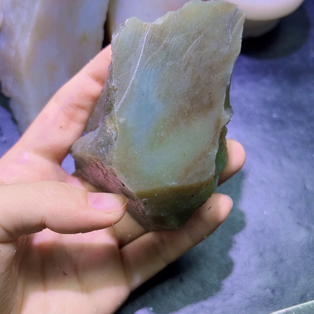 和田玉（糖玉）未镶嵌珠宝半成品