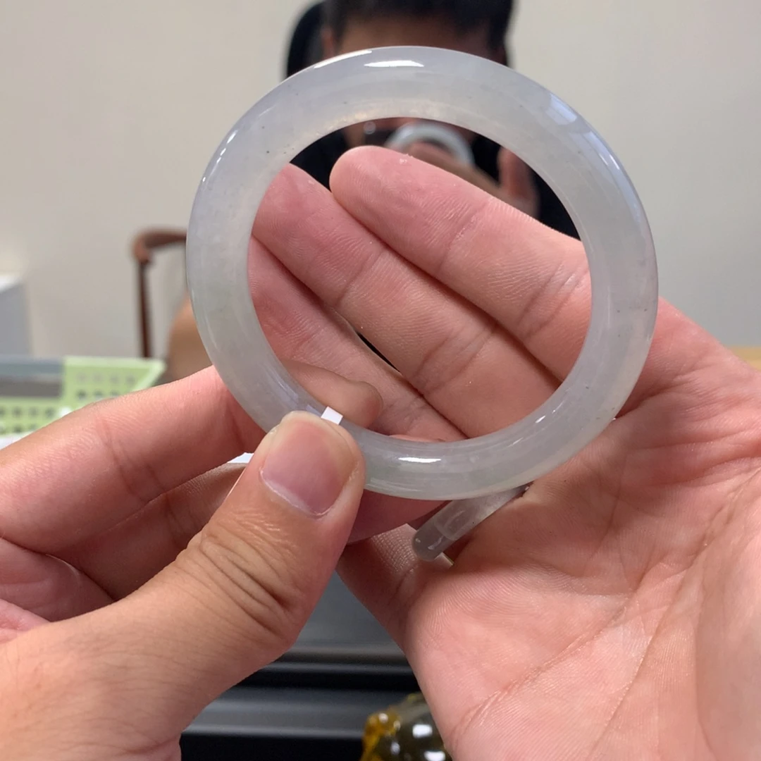 翡翠未镶嵌手镯64号53.2